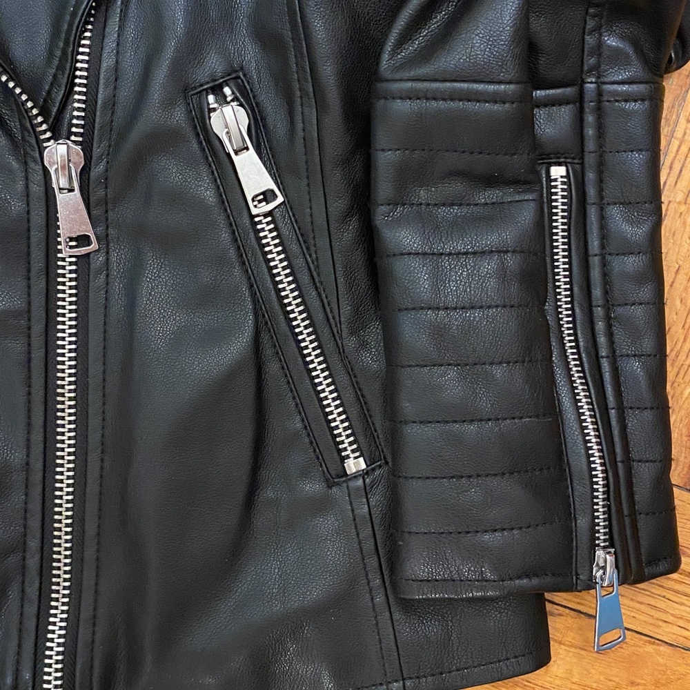 7 For All Mankind Quilted Black Faux Leather Jacket - Picture 5 of 11